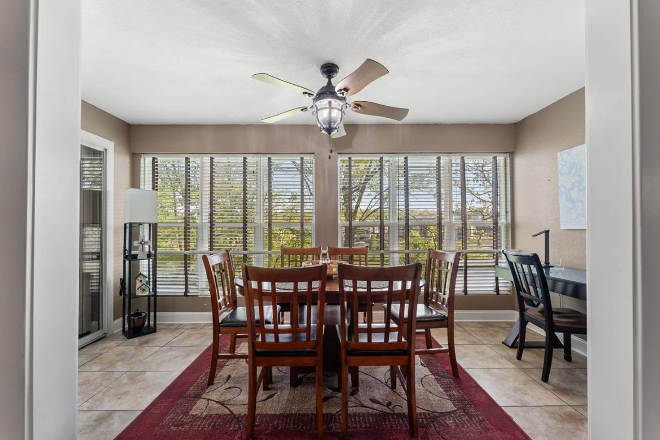 Penthouse Thousand Hills Golf Front Condo With Pool Close To 76 And Sleeps 8 Branson Exterior foto